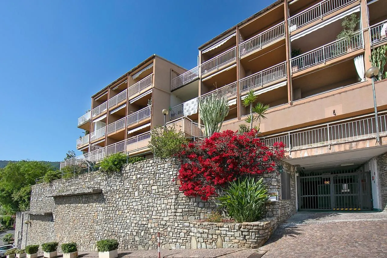 La Porta Sul Mare - Happy Rentals Ospedaletti