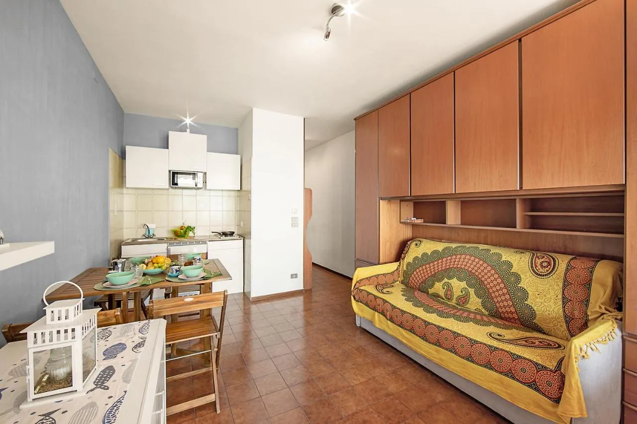 Apartment La Porta Sul Mare - Happy Rentals Ospedaletti