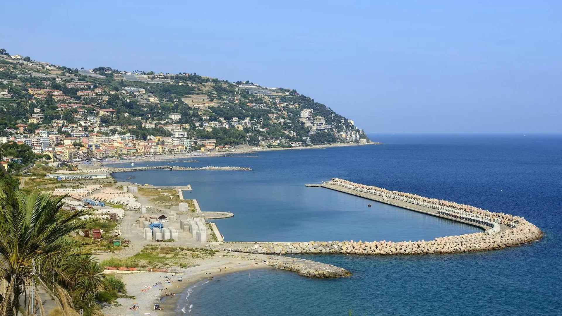 Apartment La Porta Sul Mare - Happy Rentals Ospedaletti Italy